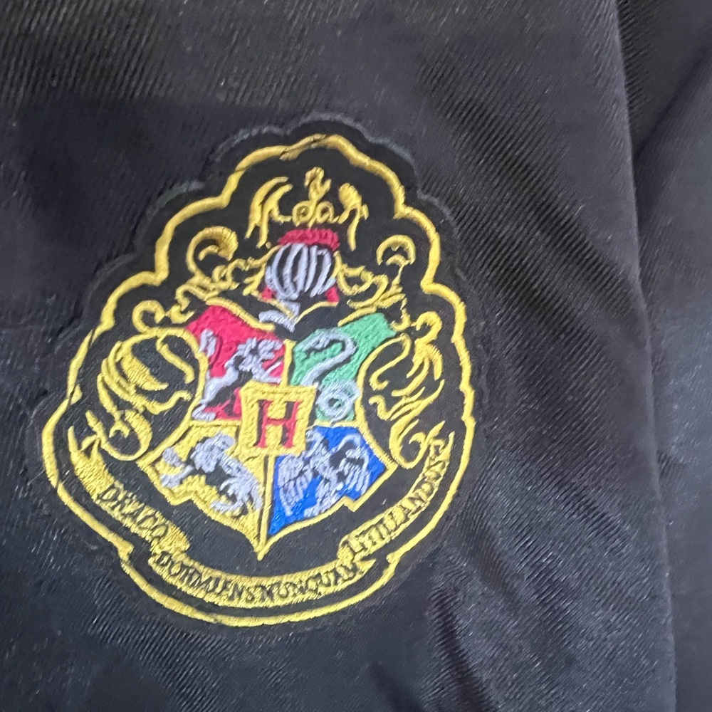 Black Hogwarts Robe - Picture 2 of 5